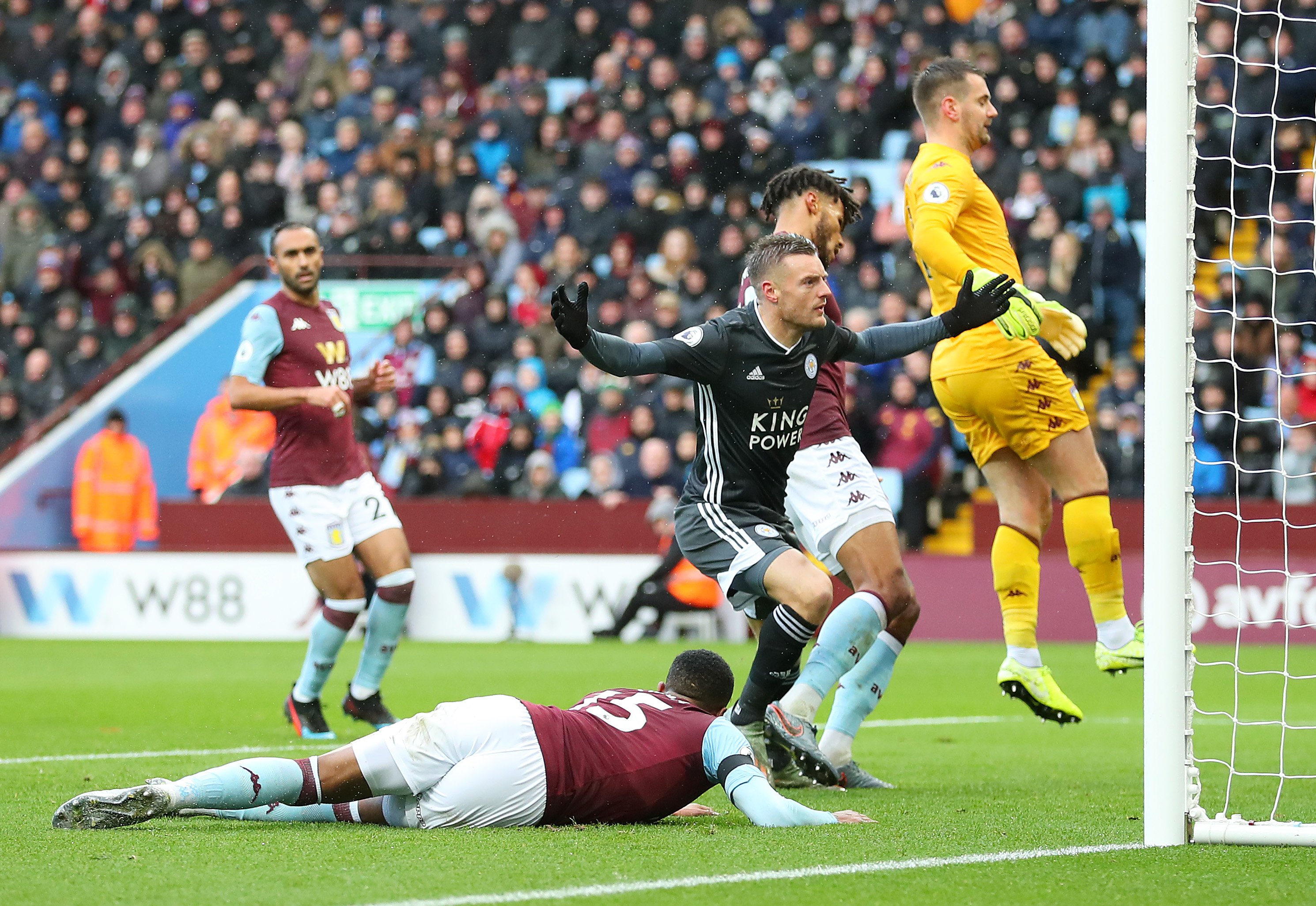 乐部之间辗 乐部之间辗